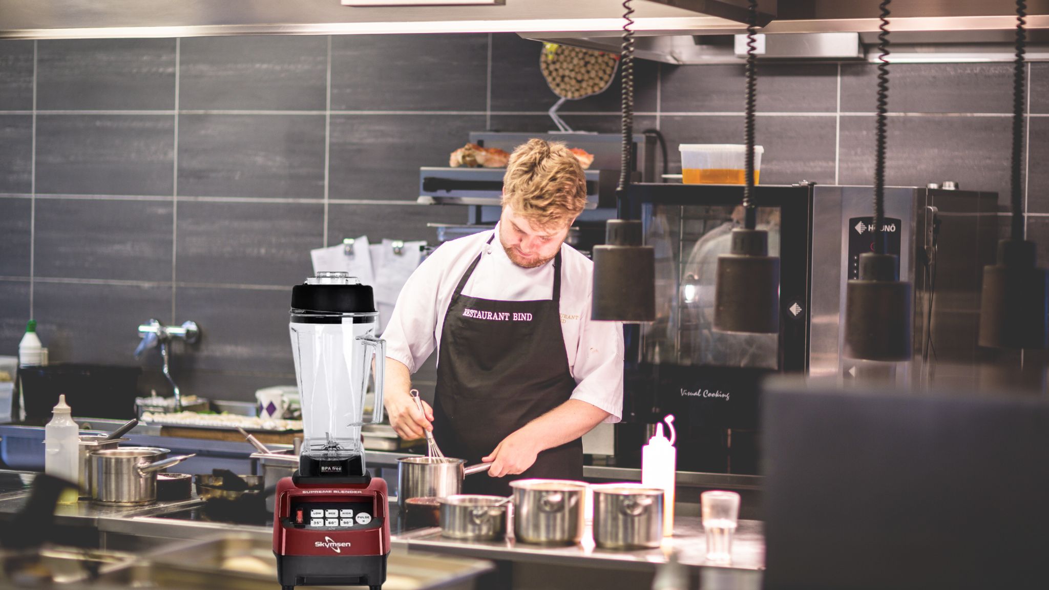 liquidificador potente e silencioso com várias velocidades