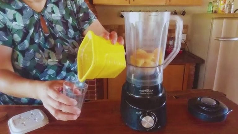 suco de laranja no liquidificador para não agarrar