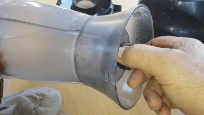 Como desmontar o liquidificador mondial